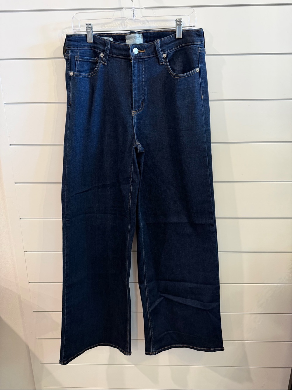 Universal Thread Dark Blue Wide-Leg Women’s Jeans